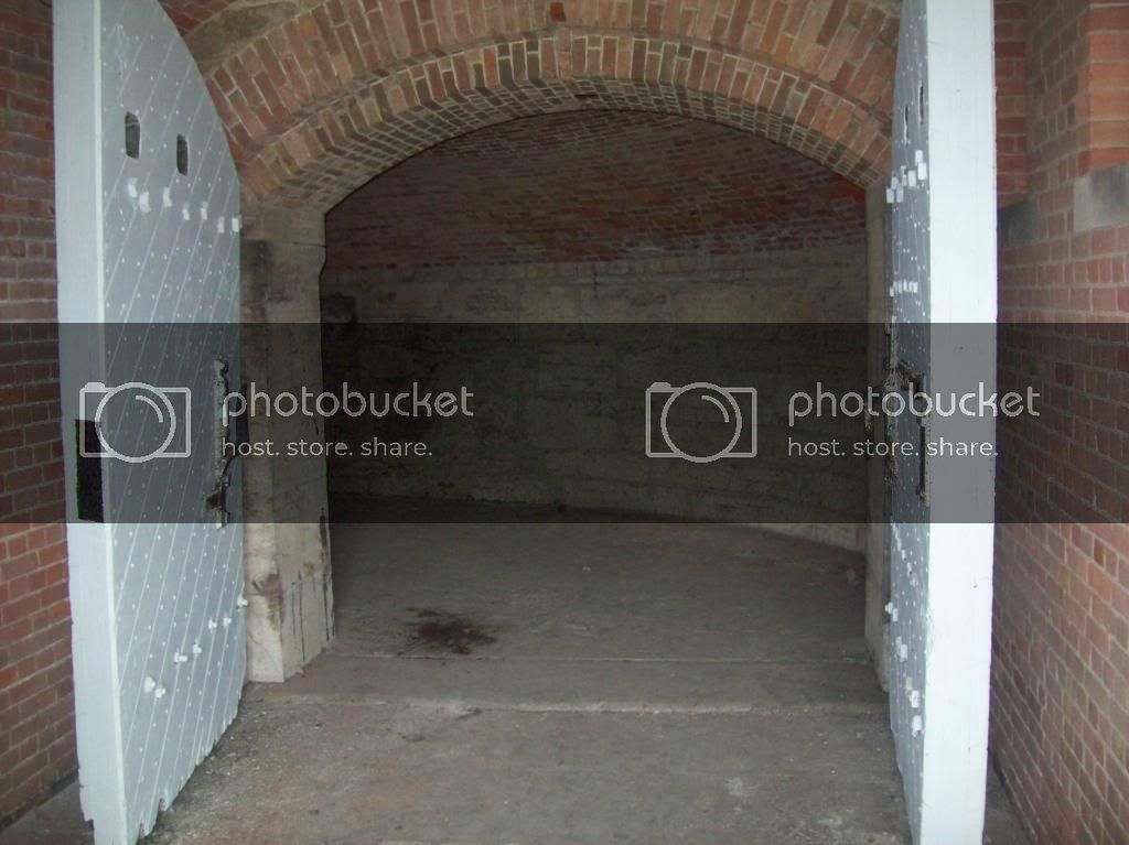100_5150_zpsbed6e069.jpg