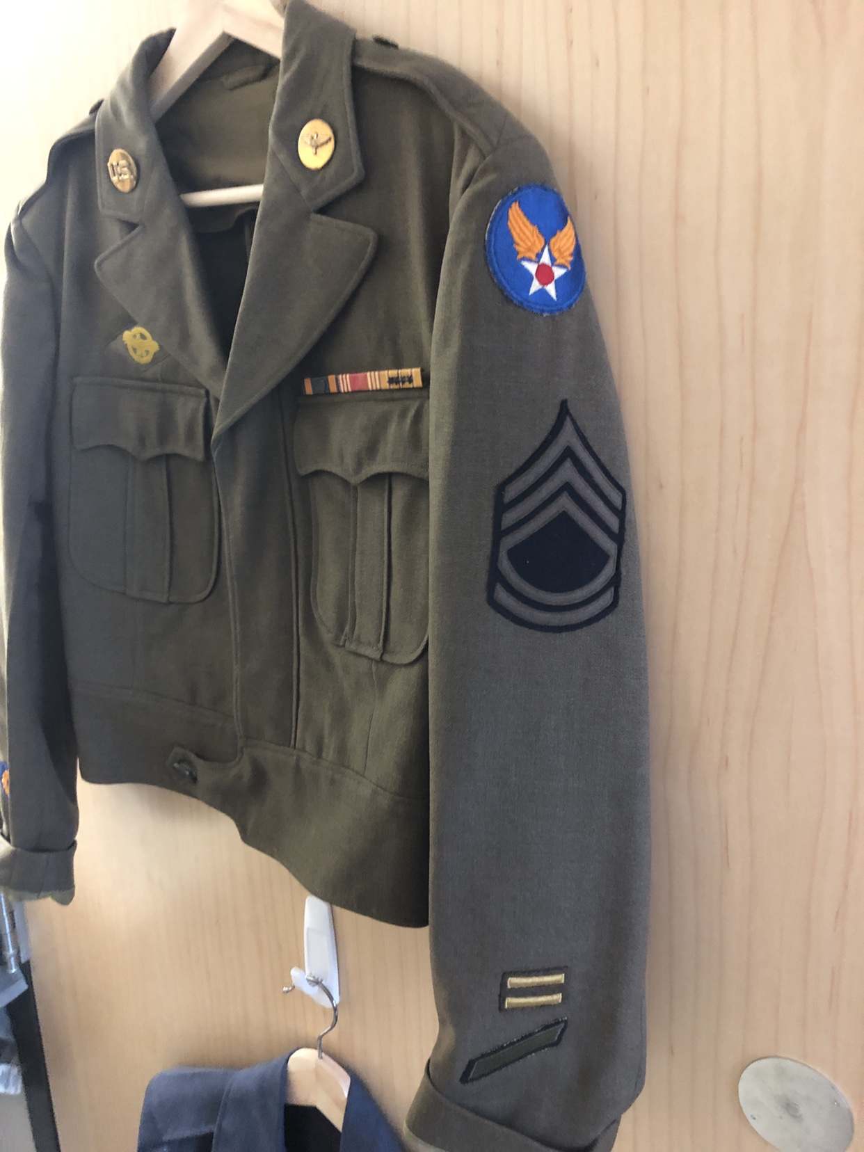 Tailor-Made 5th AF Flight Engineer Ike? - UNIFORMS - U.S. Militaria Forum