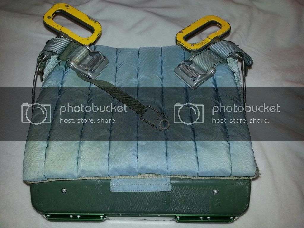Ov 1 Mohawk Rigid Seat Survival Kit
