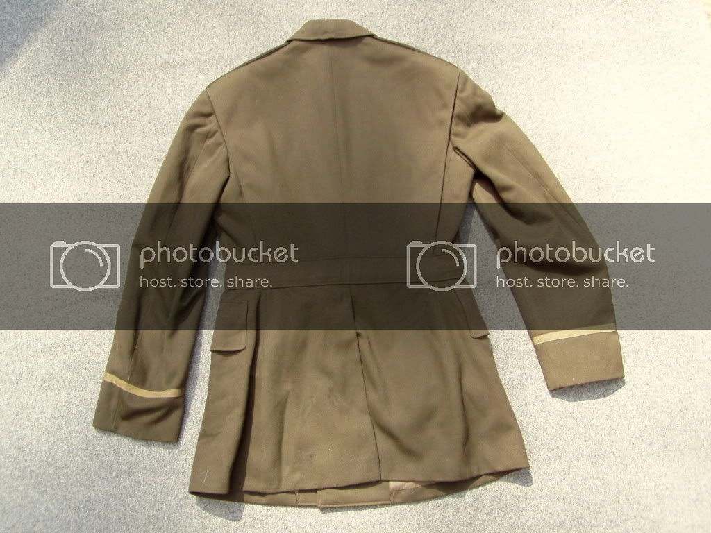 CoatServiceOfficersBritishMade003.jpg