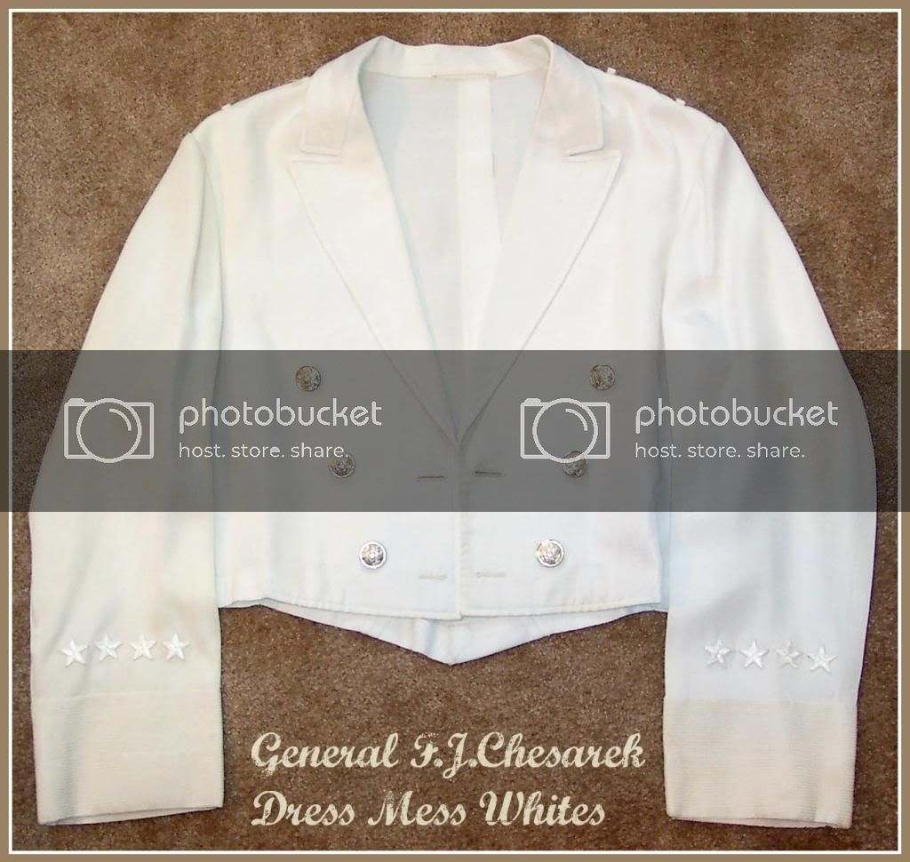DressMessWhites-1_zps676beeb4.jpg