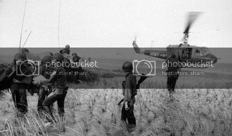 HueyLandsARVN1966.jpg