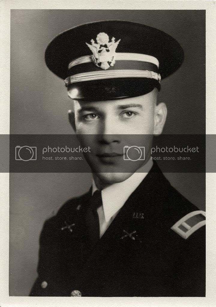 LtFJChesarek-hat_zps949c2c39.jpg