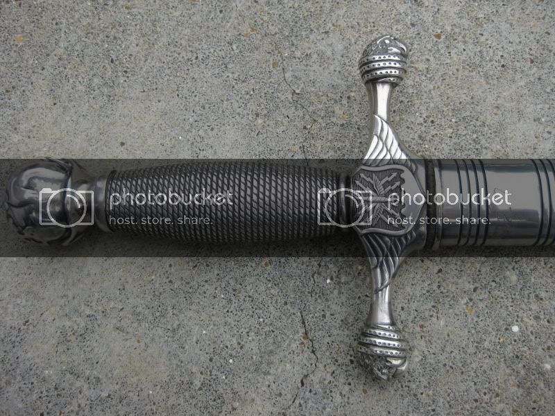 sword001.jpg