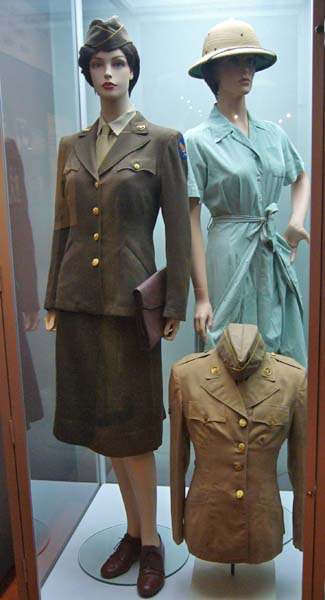 Post-WWII 1950's & 1960's US Air Force uniform photos - Page 5 ...