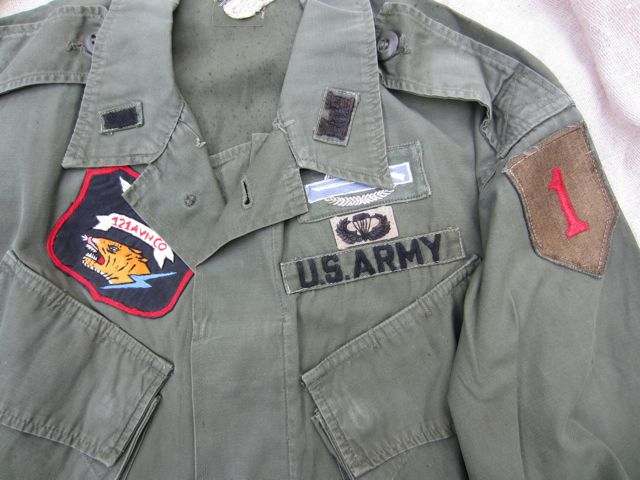 Vietnam jungle jacket odd patch combination - UNIFORMS - U.S. Militaria ...