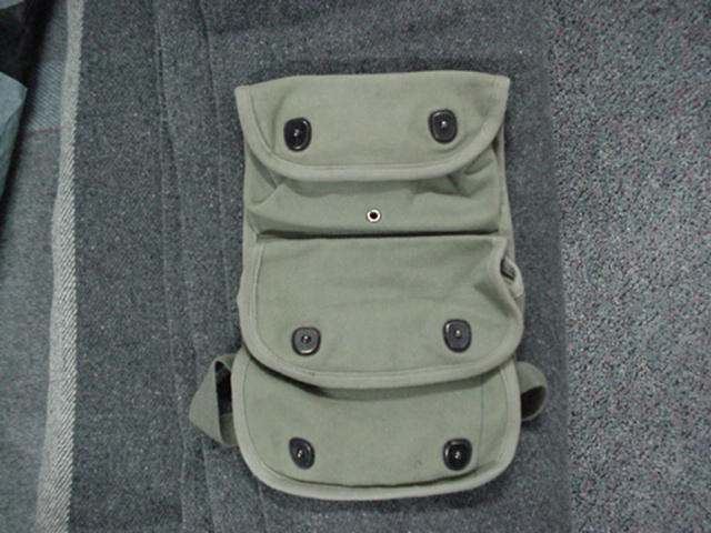 個人装備 USMC OD CANVAS 3POCKET GRENADE CARRIER Vietnam USMC 3 cell grenade pouch review - YouTube USMC OD CANVAS