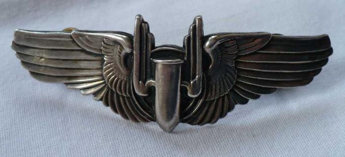 Help dating this Aerial Gunner wing. - WING BADGES - U.S.