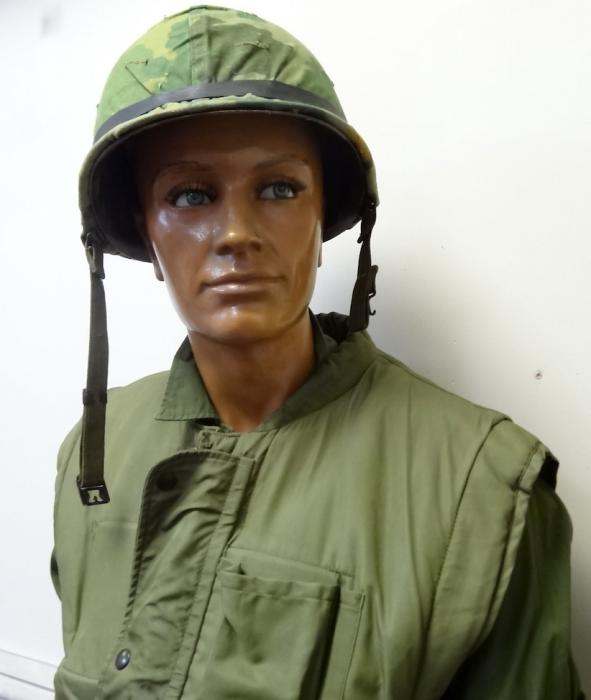 M1955 USMC body armor on eBay BODY ARMOR U.S. Militaria Forum