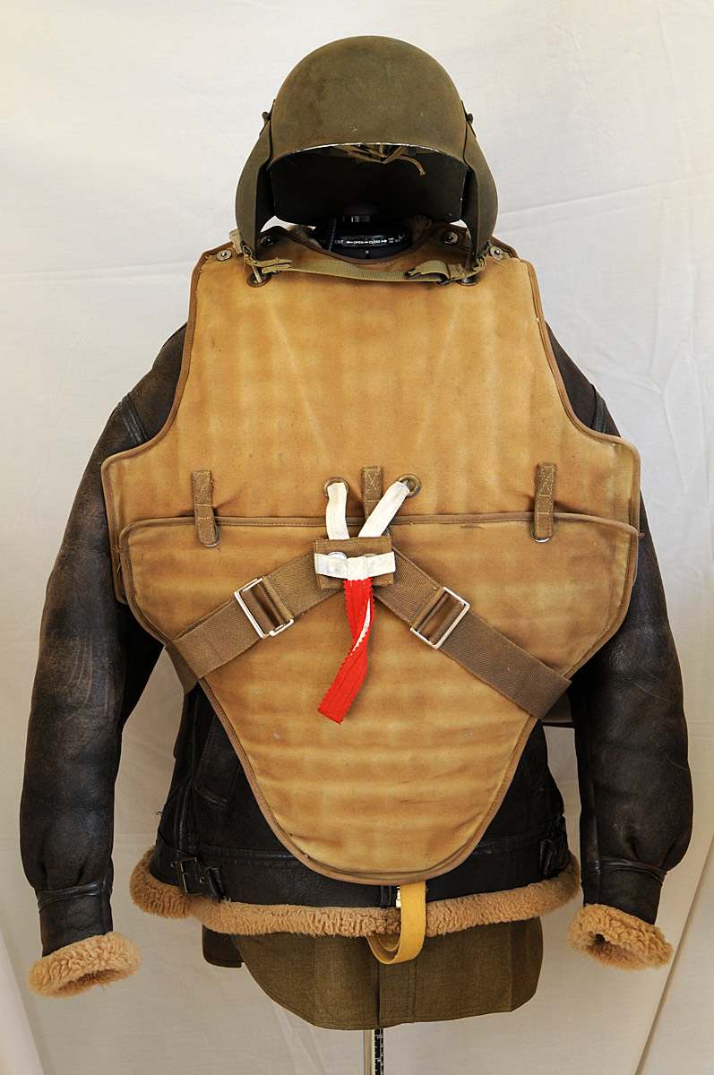 USAAF flak vest Page 6 SURVIVAL GEAR U.S. Militaria Forum