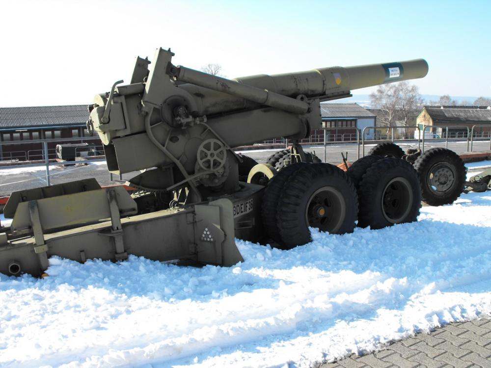 A-16.jpg