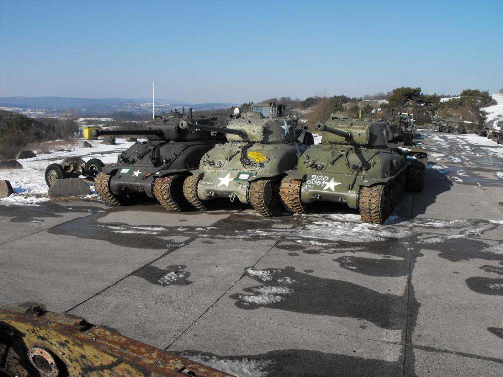 A-1.jpg