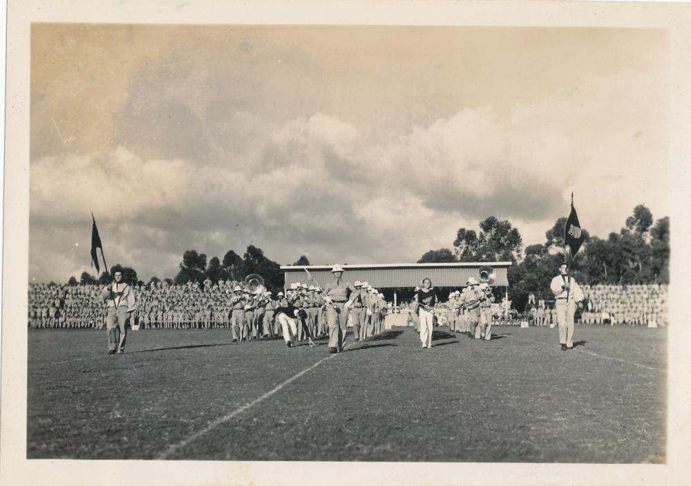 1939 Wolfhound Band 05.JPG
