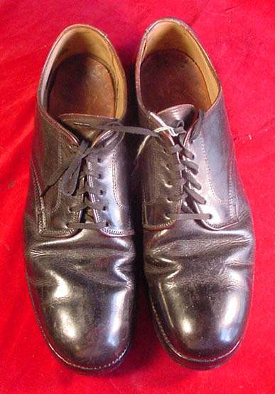 WWII USMC dress shoes......help? - UNIFORMS - U.S. Militaria Forum