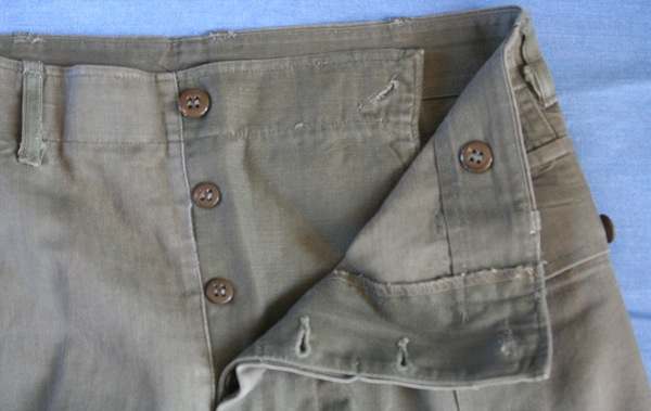 WW2 M43 HBT PANTS ? -- plastic buttons - UNIFORMS - U.S. Militaria Forum