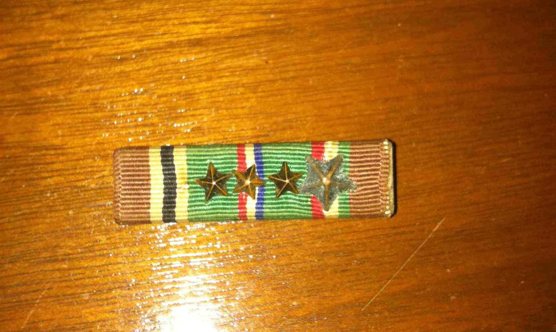 Ribbon Star Question - MEDALS & DECORATIONS - U.S. Militaria Forum