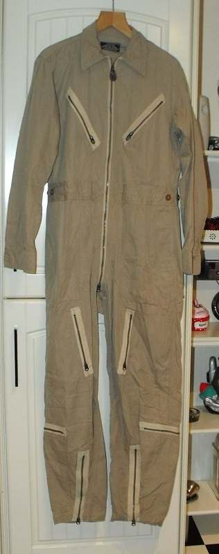Suits you sir ! Suits you sir !