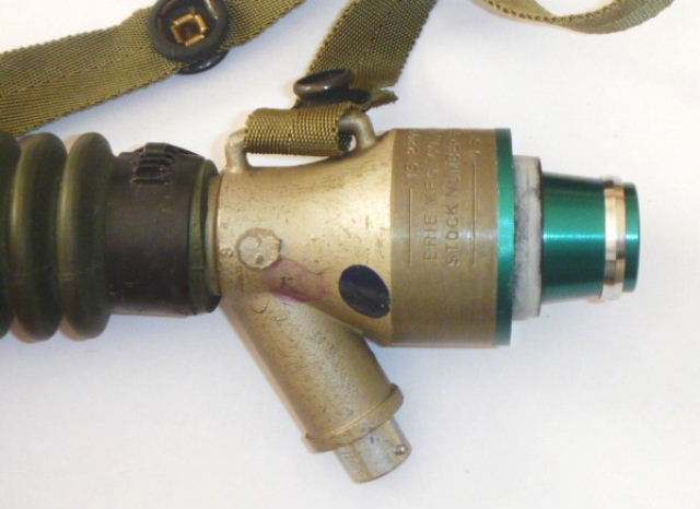 USAF 1950s O2 maskin a can! (MS 22001) - FLYING HELMETS AND