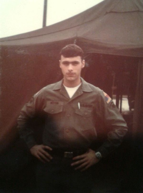 Patches in action: Photos of SSI being worn by the troops. - Page 133 ...