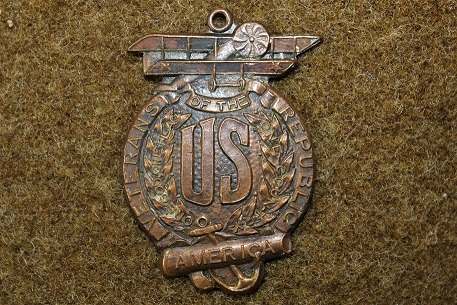 WWI Medal Adcraft Mfg