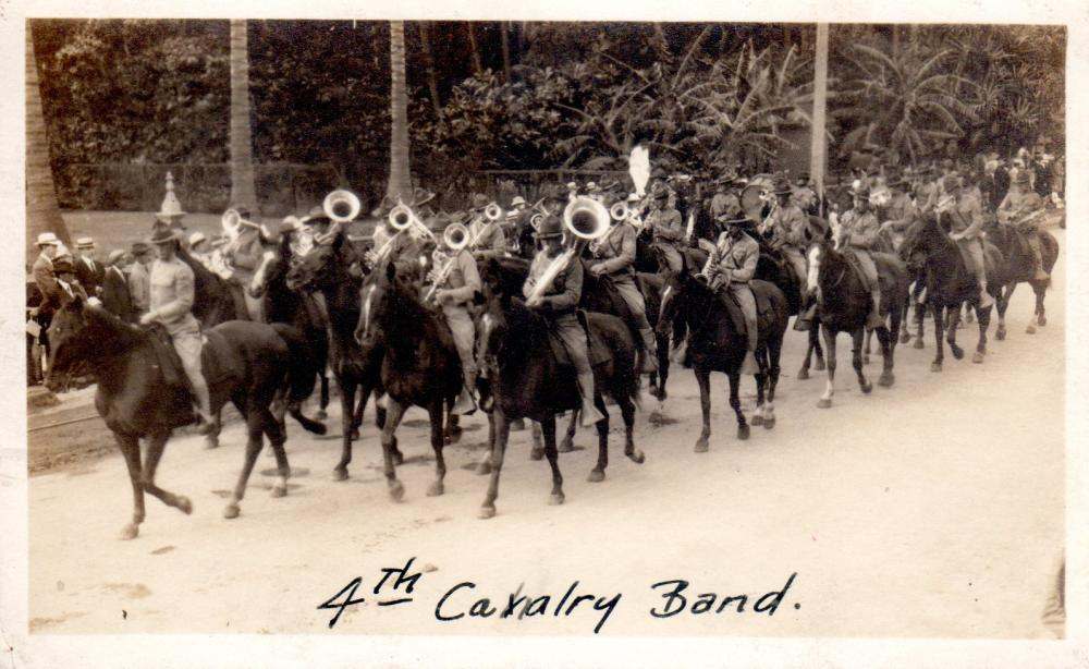 4th Cavalry Band Honolulu 1913 001.jpg