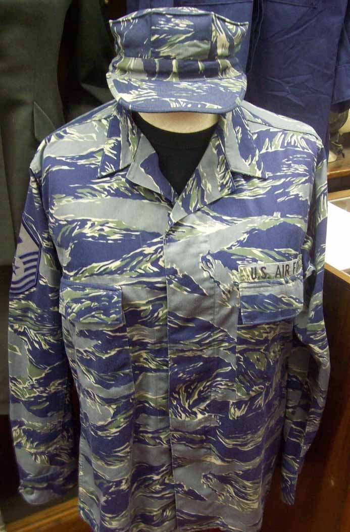USAF Blue Tiger Stripes CAMOUFLAGE UNIFORMS U.S. Militaria Forum