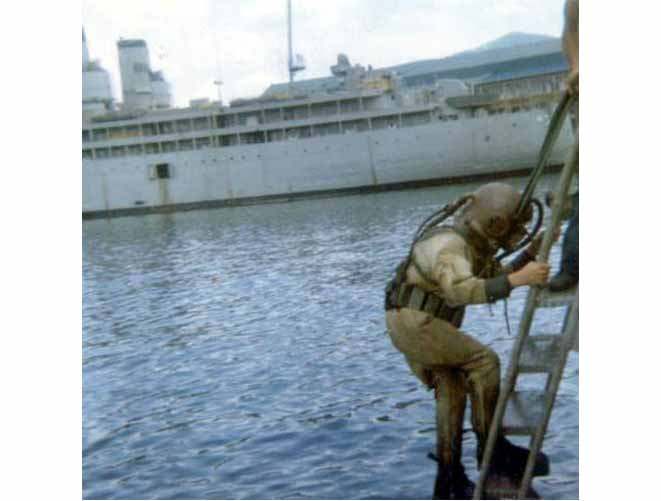 USN Salvors - 1970's bits and pieces - Page 2 - NAVAL & SEA