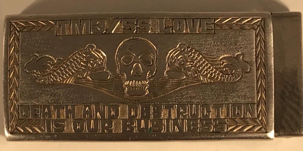 submarine belt buckle