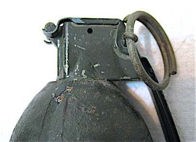 3 RFX PRACTICE GRENADES, ONE PINEAPPLE, 2 LEMONS - FIREARMS - U.S.