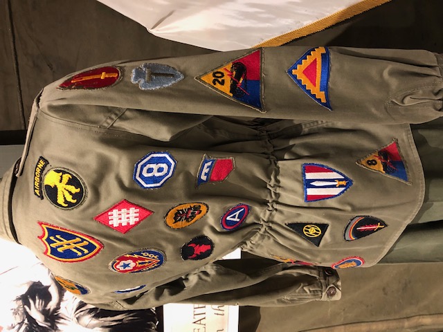【HOUSTON】A-2 type military patch jacket HOUSTON】A-2 type military patch jacket WWII USAAF A-2
