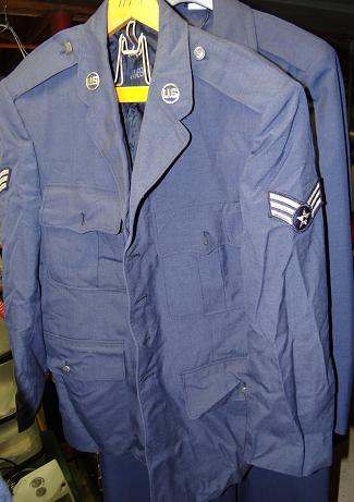 M-65 Field Jacket & Short Sleve Shirt - UNIFORMS - U.S. M-65 Field Jacket & Short Sleve Shirt - UNIFORMS - U.S.