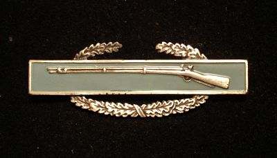 Unusual WWII era Combat Infantry Badge - COMBAT / EXPERT INFANTRY