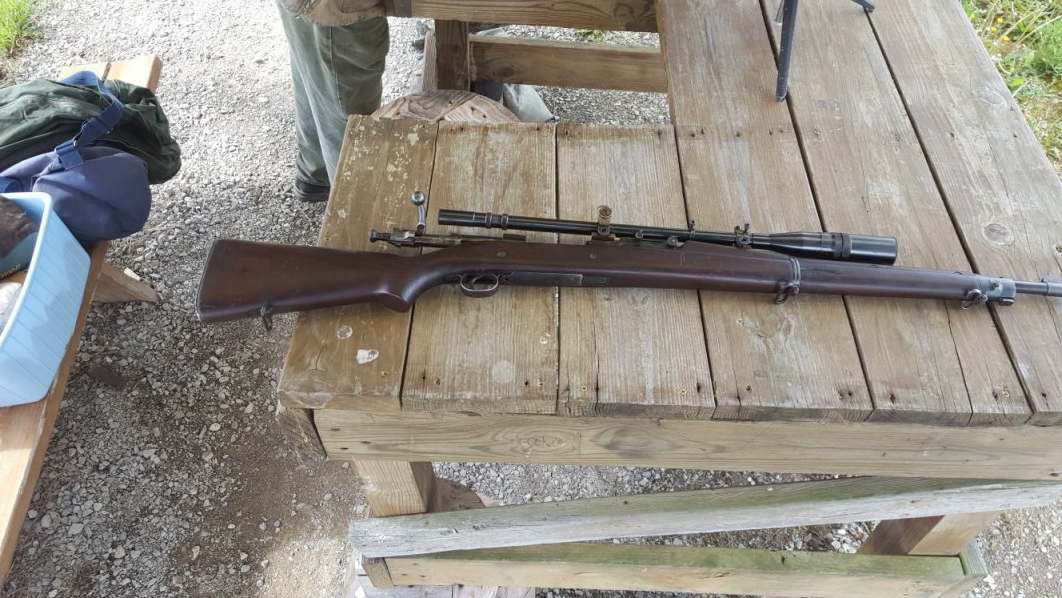 not fox①　「MMC L85A1」 Meet the L85A1 Rifle: Short as a Submachine Gun with the