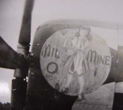 Risque Nose Art - MILITARY AIRCRAFT & AVIATION - U.S.