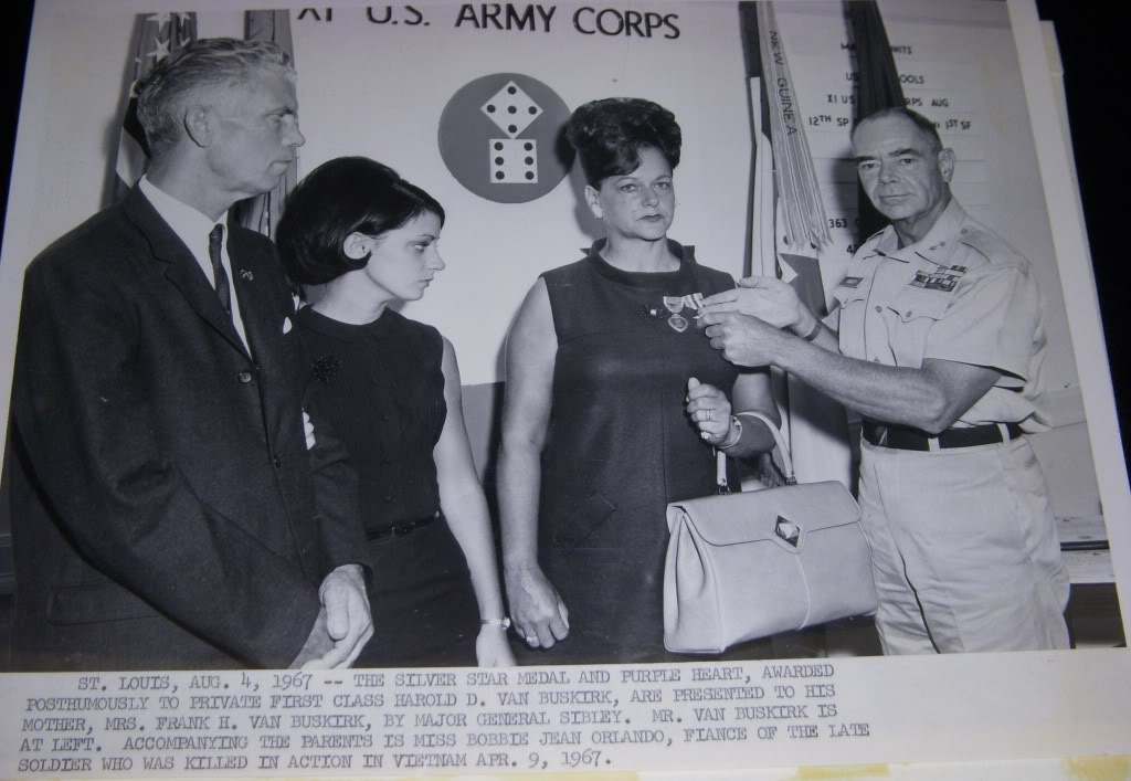 Posthumous Medal Award Ceremonies - EPHEMERA, PHOTOGRAPHS & MILITARY ...