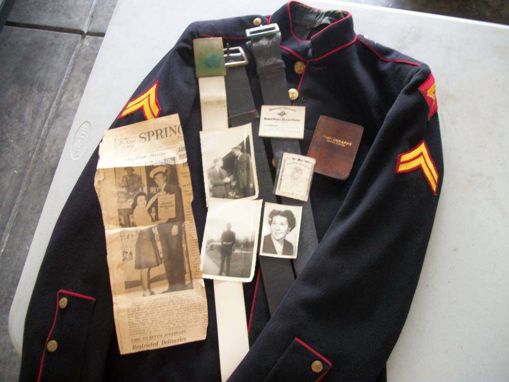 1942 USMC Dress Blue coat - UNIFORMS