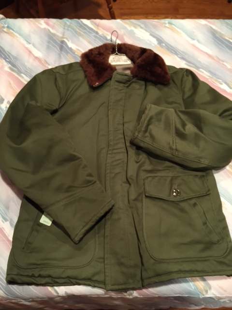 洋書 American Flight Jackets,Airmen &Aircraft AMERICAN AIRLINES JACKET – PILOTSX