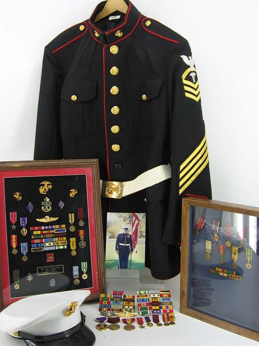 USMC Dress Blues with Navy ratings insignia GROUPINGS PAGE U.S