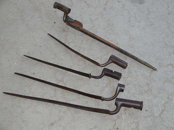 MORE EARLY SOCKET BAYONETS - EDGED WEAPONS - U.S. Militaria Forum