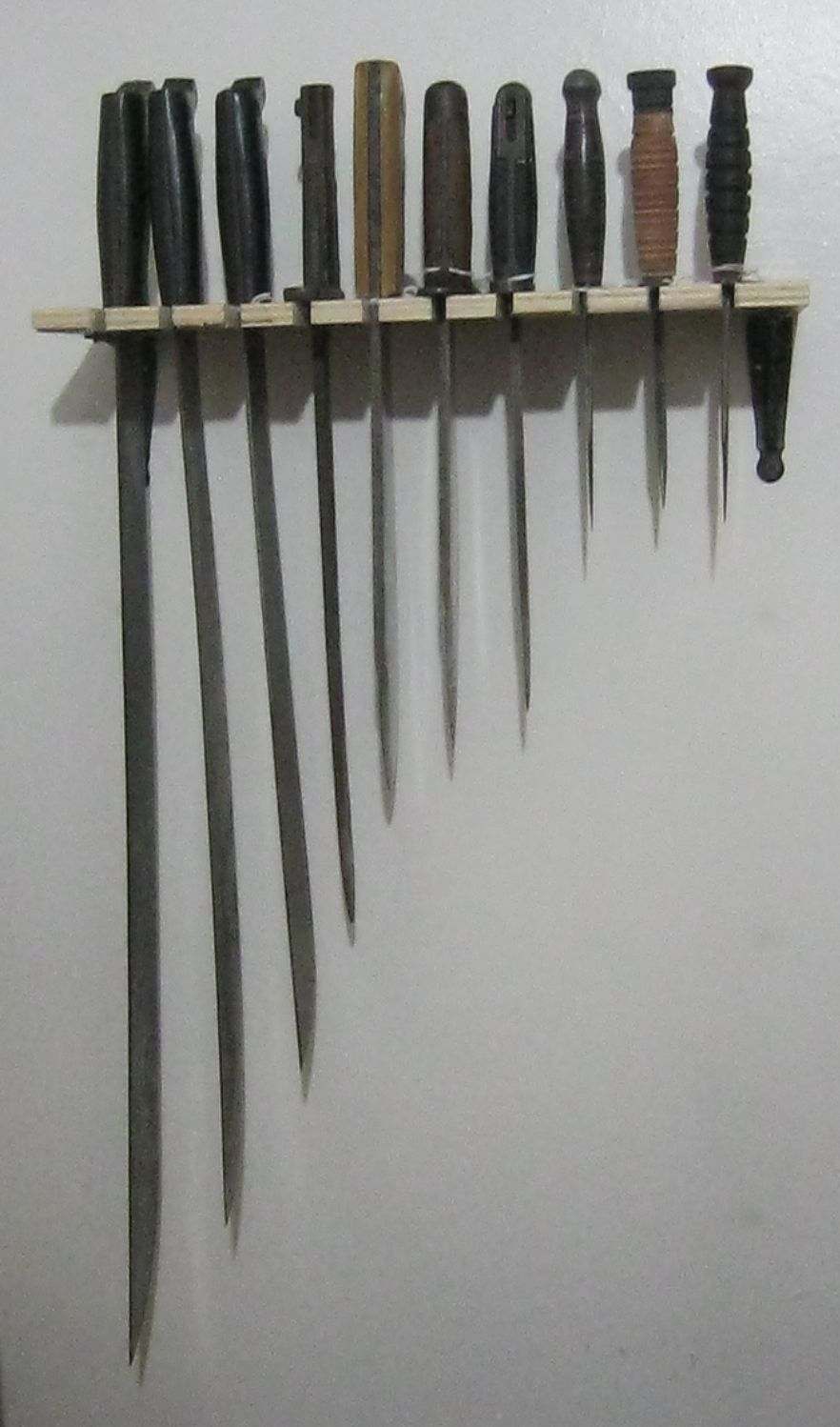 Displaying/Storage of Bayonets What do YOU do? - EDGED WEAPONS - U.S ...