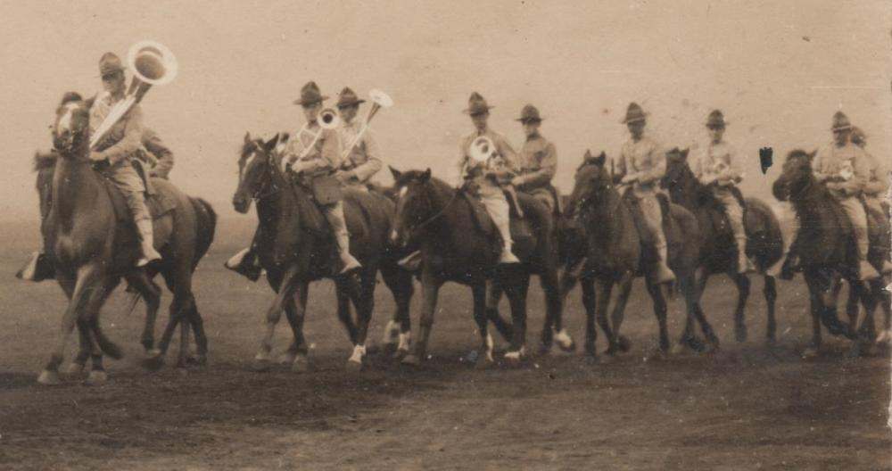 5th Cavalry mounted band 006.jpg