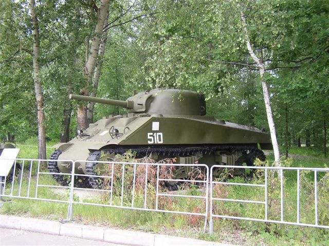 Tanks as Monuments / Displays - Page 5 - MILITARY VEHICLES - U.S.