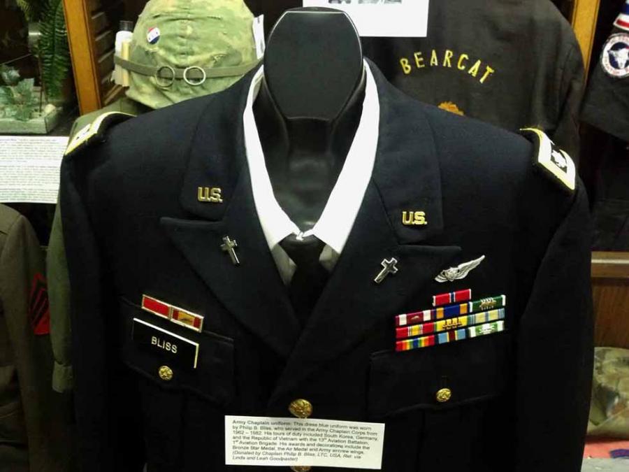 US Army Chaplain's dress blues UNIFORMS U.S. Militaria Forum