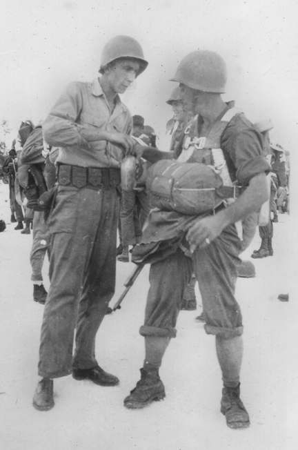 503rd PIR jump at Nadzab, New Guinea 1943(what would they have used/carried?) - MILITARY HISTORY DISCUSSIONS - U.S. Militaria Forum