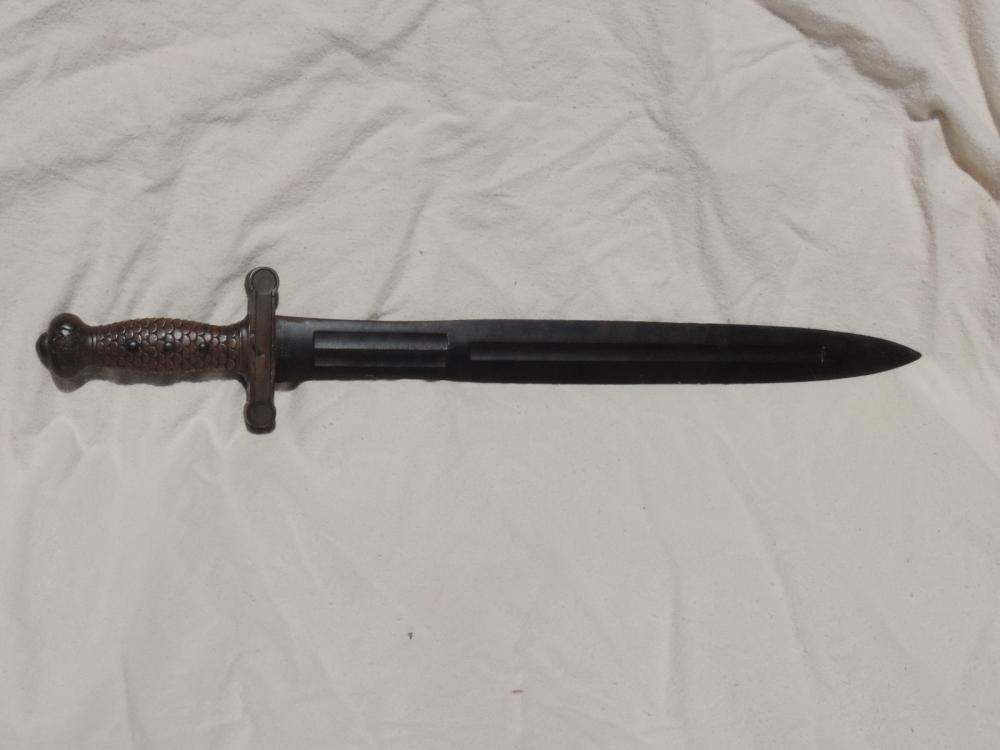 The swords Chronokoptis and Phosphoros that were presented