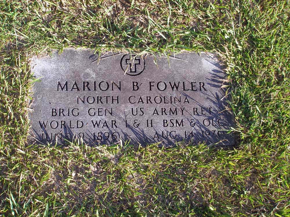 Marion B Fowler grave.jpg
