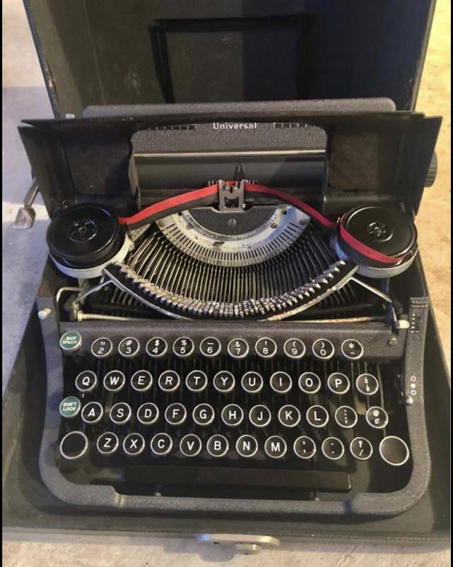 Neat 68’s U.S NAVY Dead stock Typewriter Neat 68's U.S NAVY Dead stock Typewriter - メルカリ