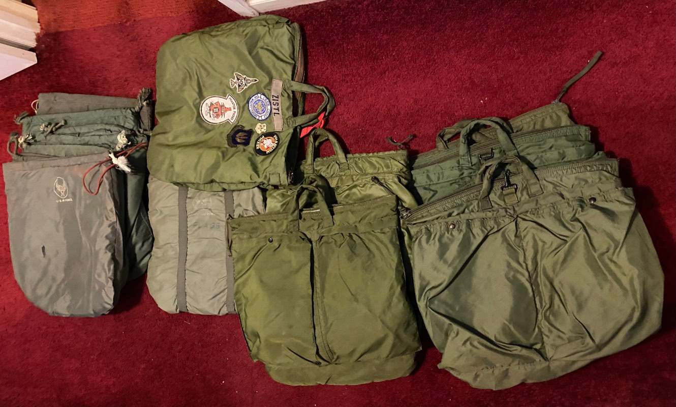 USAF flight helmet bags . FLYING HELMETS AND ACCESSORIES U.S