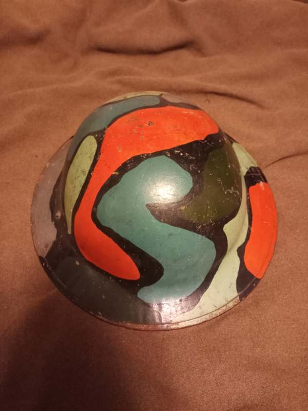 699213569_ww1helmet2.jpg.63a32eb5bd5a615e04fa9bd14af83365.jpg