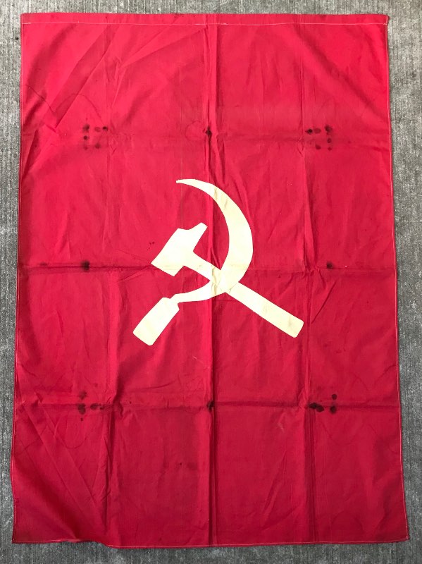 Captured Communist Flags Vietnam - SPOILS OF WAR - U.S. Militaria Forum